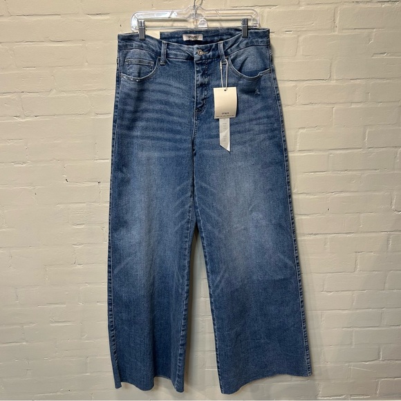 NWT ONESO Mid Rise Wide Leg Jeans 14W - Picture 3 of 6
